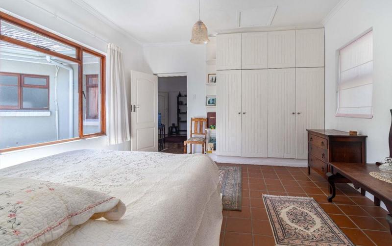 7 Bedroom Property for Sale in Fish Hoek Western Cape
